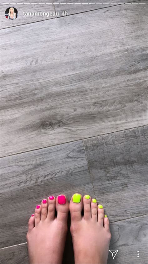 tana mongeau feet|Tana Mongeau : r/famousfemalefeet